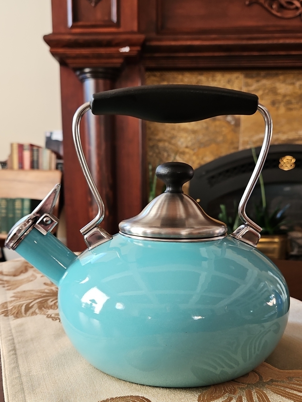 Chantal Anniversary Series Retro Whistling Tea Kettle Pastel Aqua Blue NWOT
